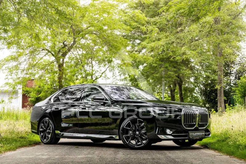 2024 BMW 740
