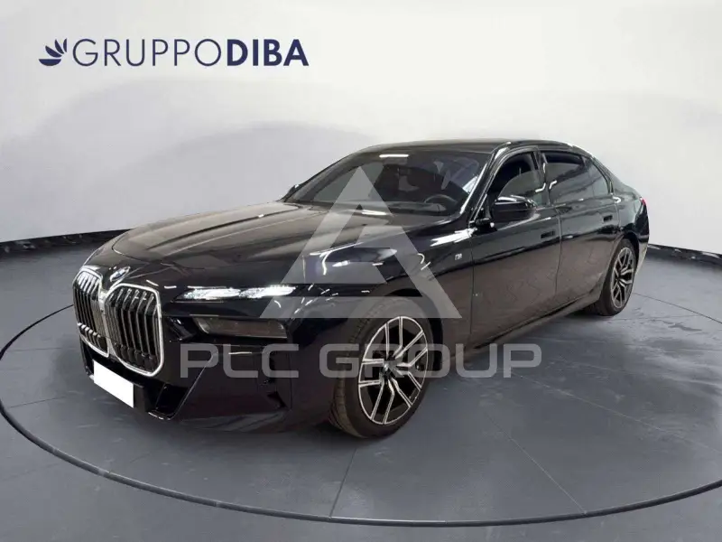2024 BMW 740