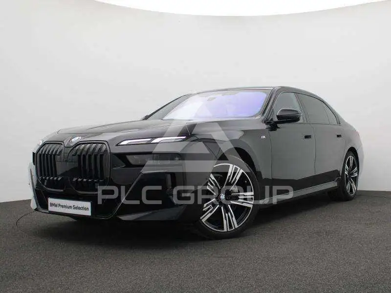 2024 BMW 740