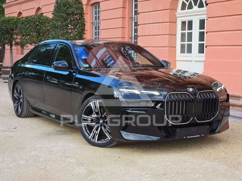 2024 BMW 740