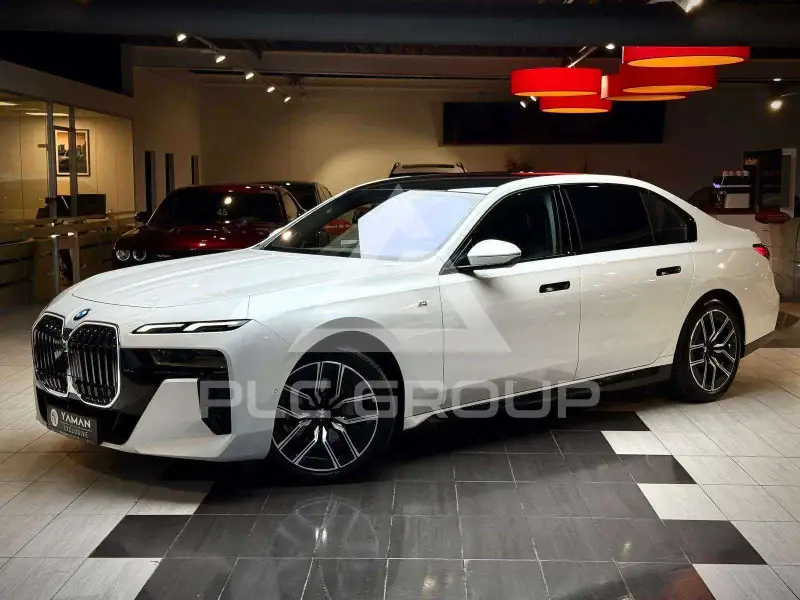 2024 BMW 740