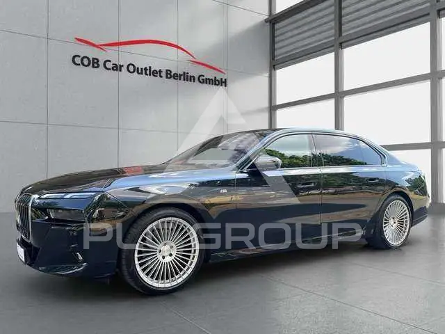 2024 BMW 740