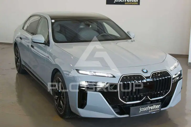 2024 BMW 750