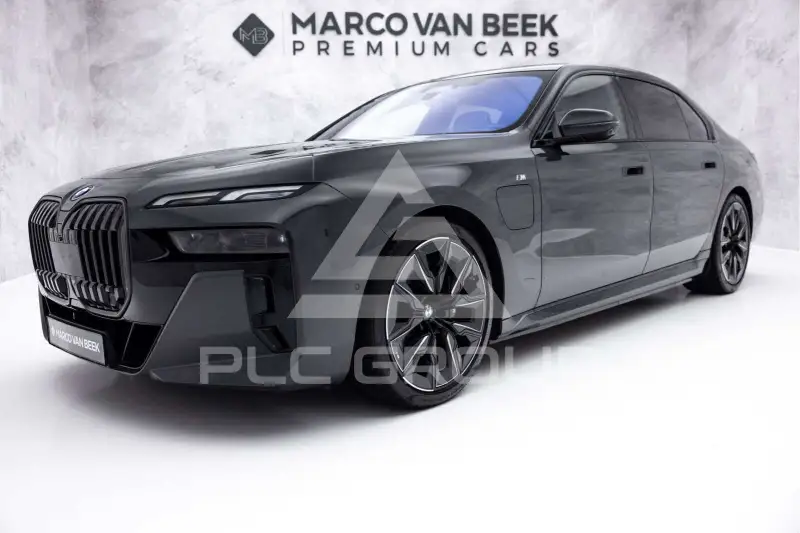 2024 BMW 750
