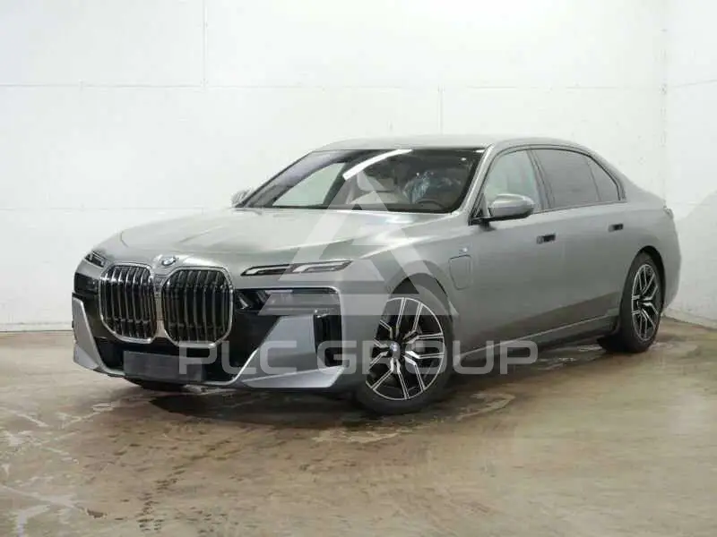 2024 BMW 750