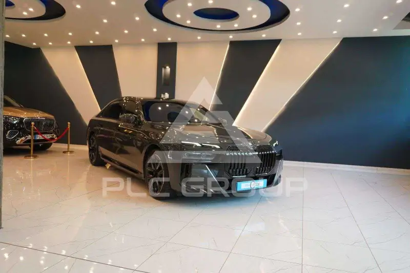 2024 BMW 750