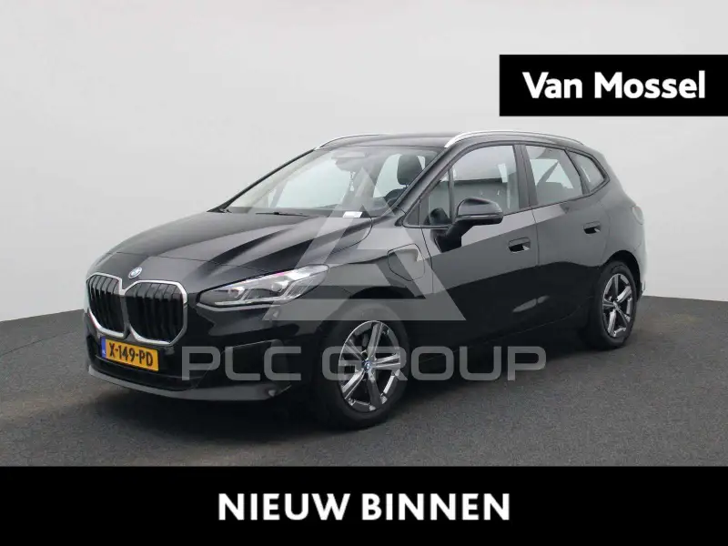 2024 BMW 230