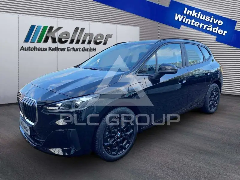 2024 BMW 230