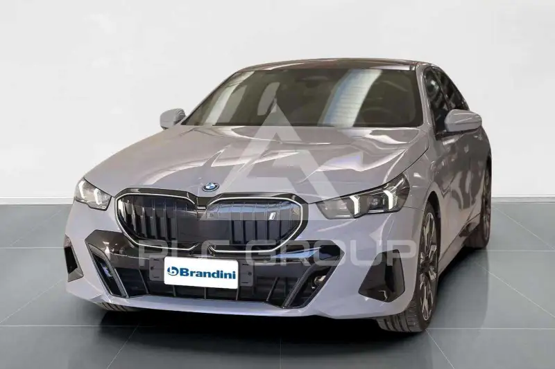 2024 BMW I5