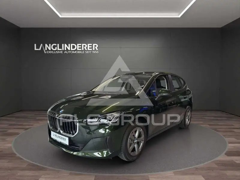 2024 BMW 216