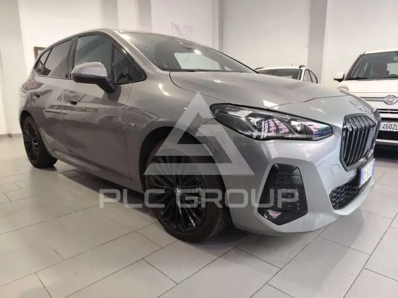 2023 BMW 225