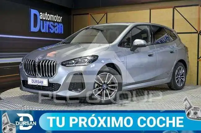 2024 BMW 225