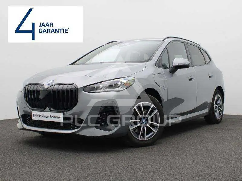 2024 BMW 225