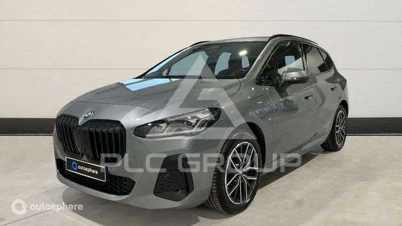 2024 BMW 225