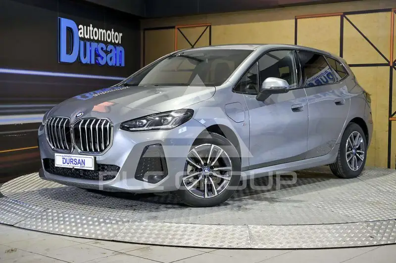 2024 BMW 225