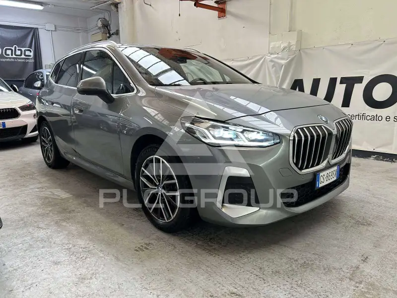 2024 BMW 225