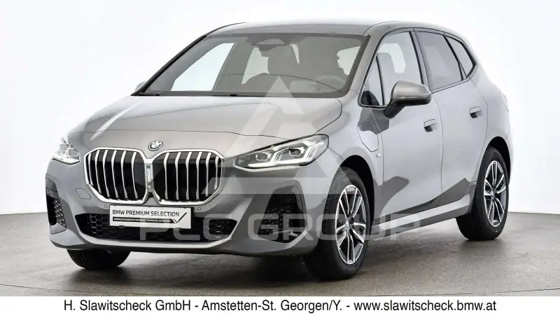 2024 BMW 225