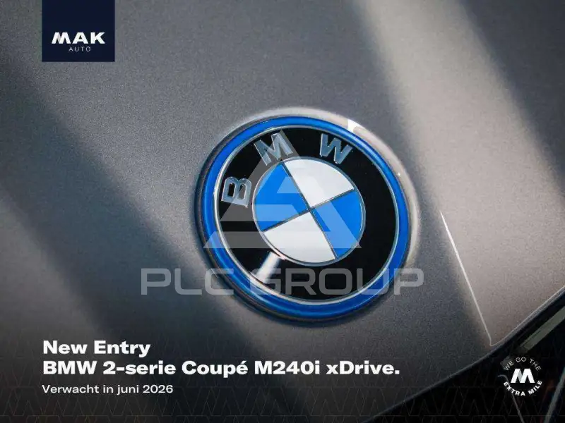 2024 BMW 240M