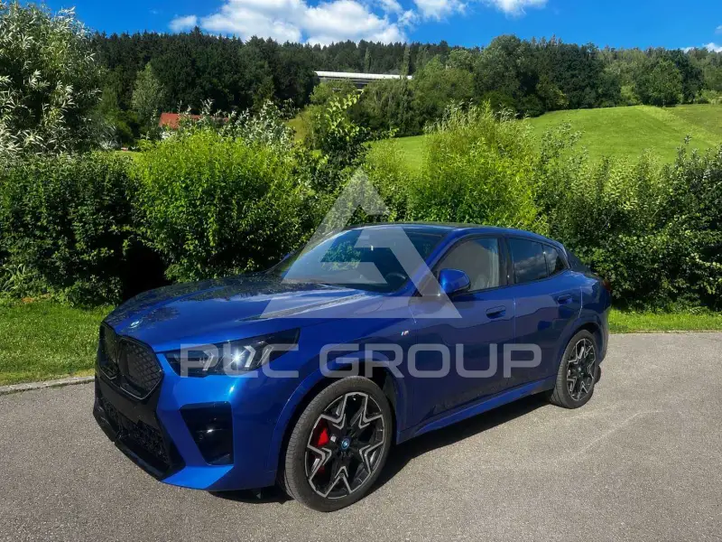 2024 BMW iX