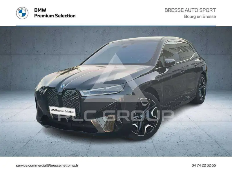2024 BMW 523