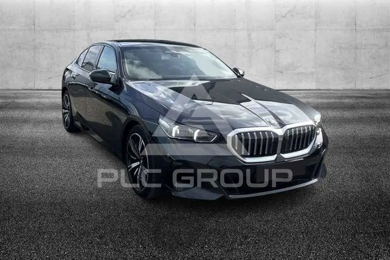 2024 BMW 530