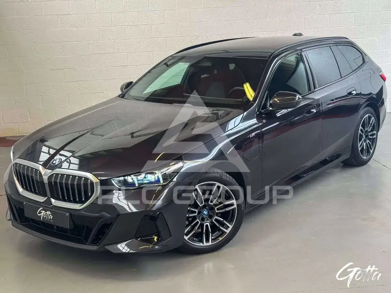 2024 BMW 530
