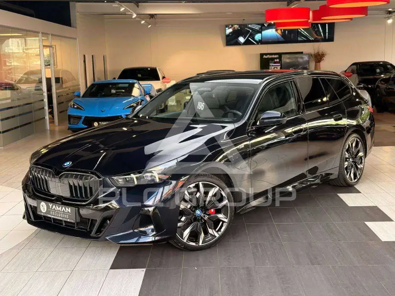 2024 BMW 530