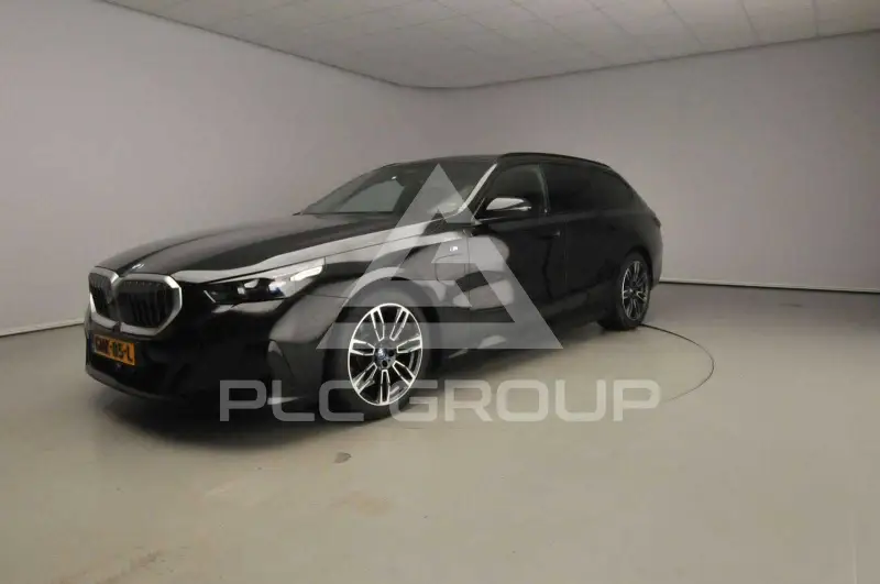 2024 BMW 530