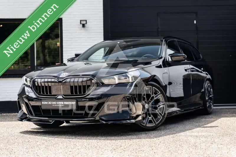2024 BMW 530