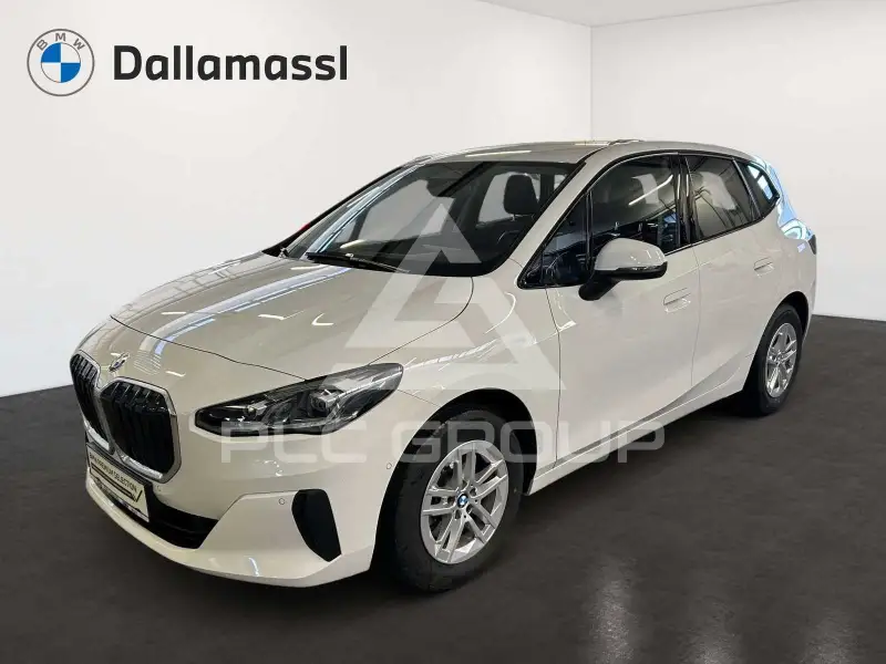 2024 BMW 218