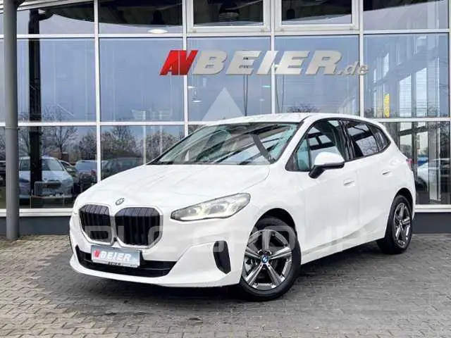 2024 BMW 218