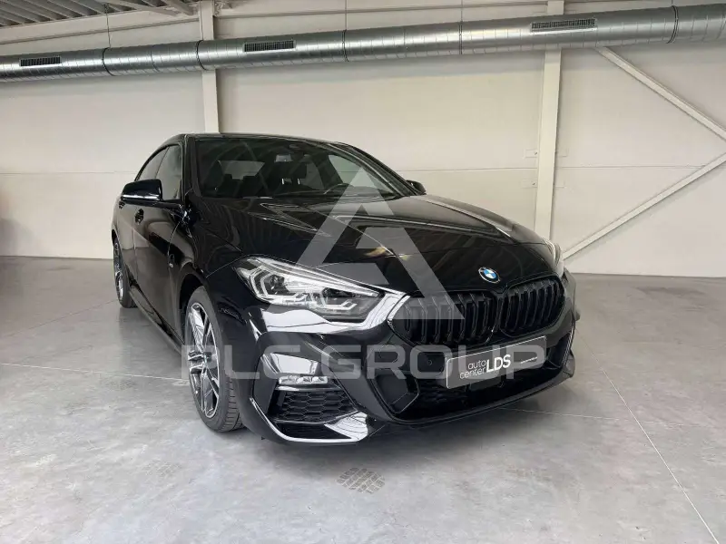 2024 BMW 218