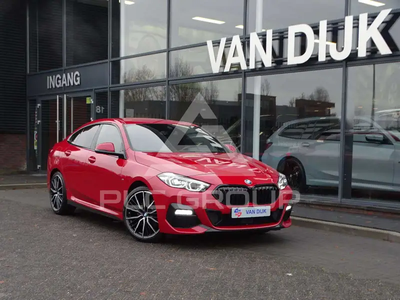 2024 BMW 218
