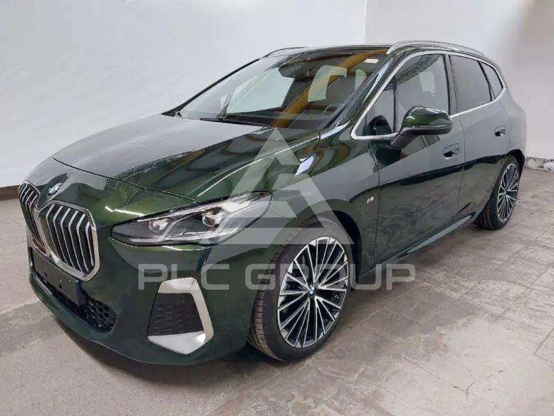 2024 BMW 218