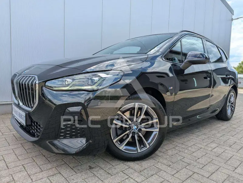 2024 BMW 218