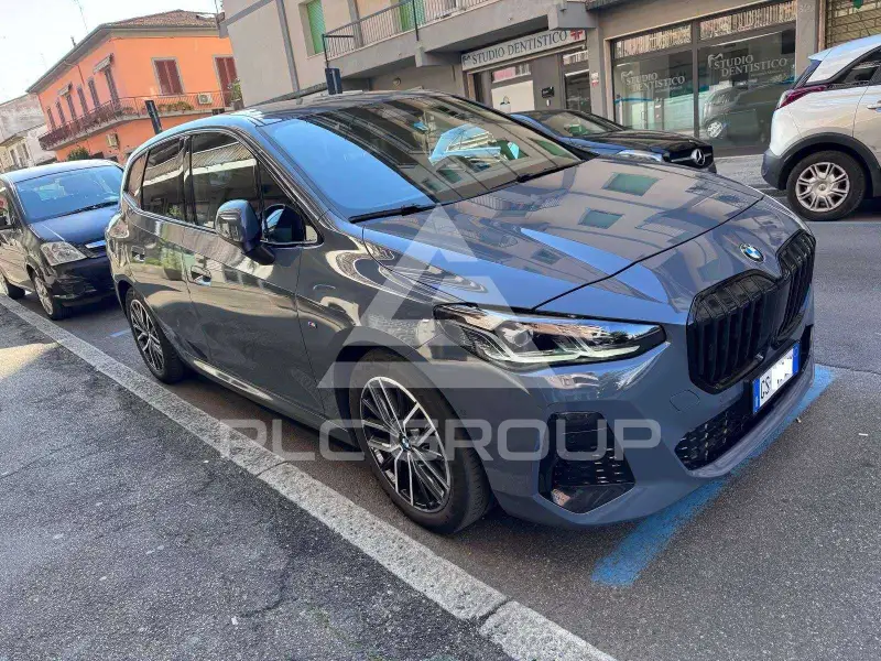 2024 BMW 218