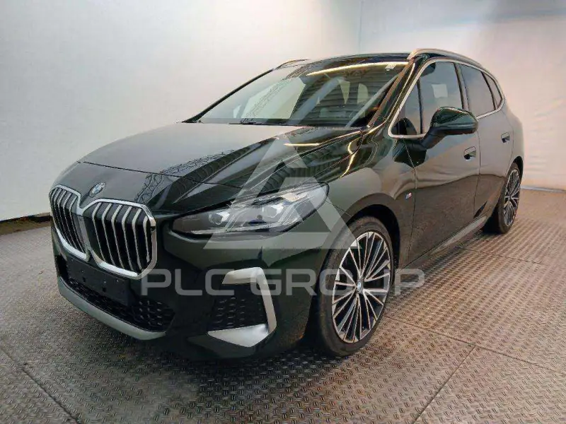 2024 BMW 218
