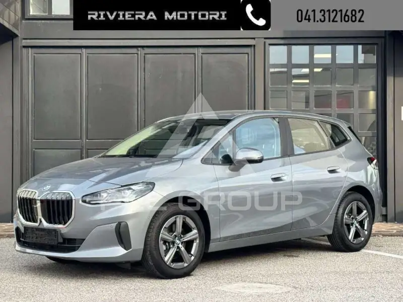 2024 BMW 218