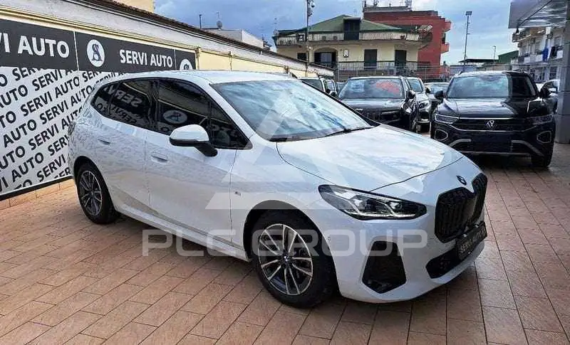 2024 BMW 218
