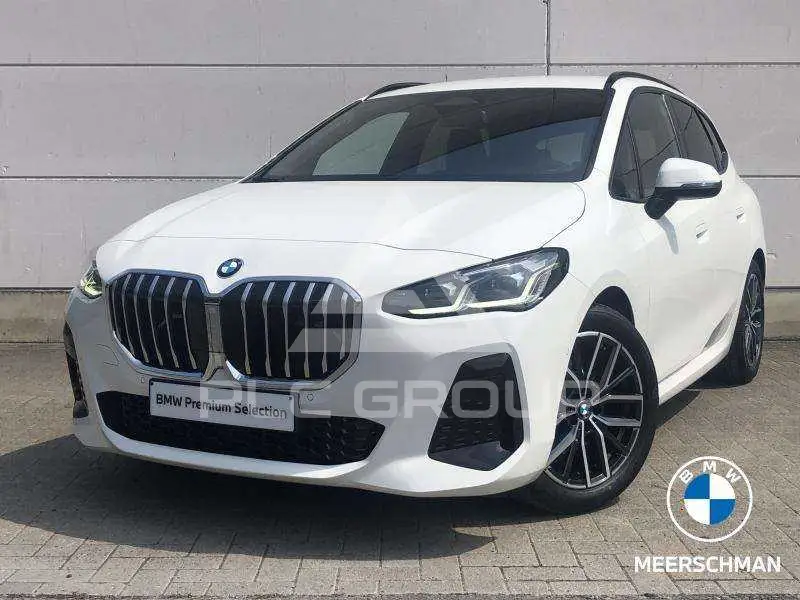 2024 BMW 218