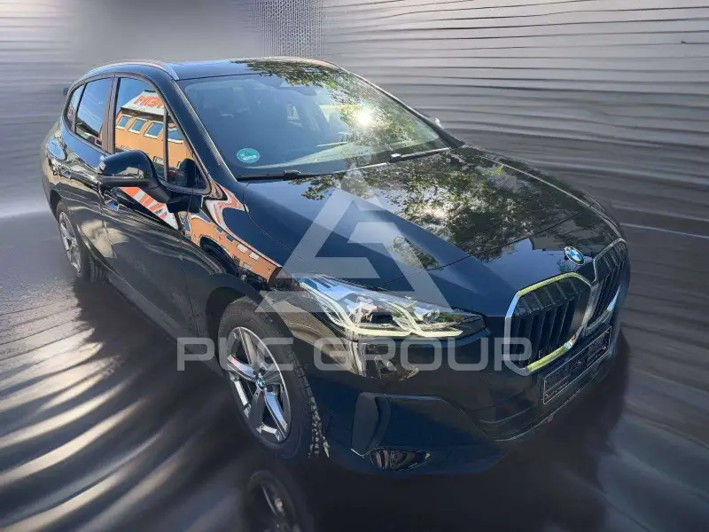 2024 BMW 218