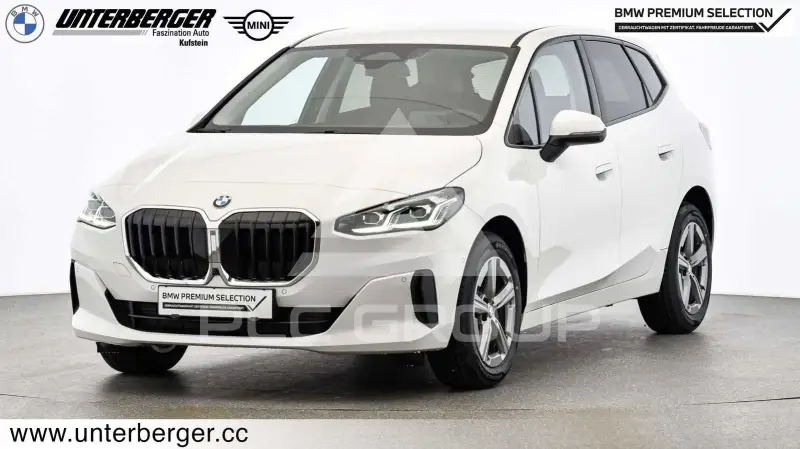 2024 BMW 218