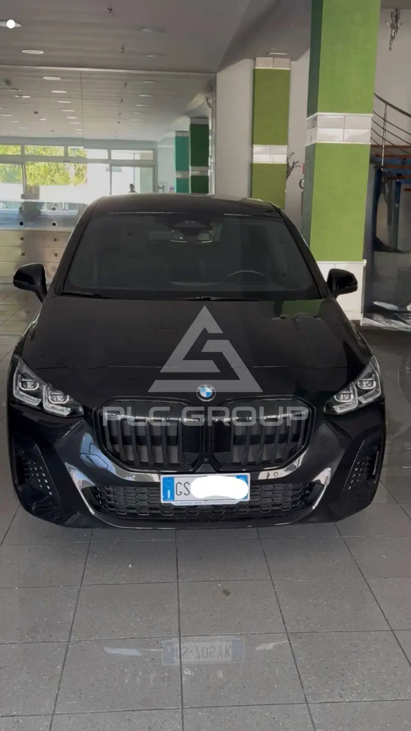 2024 BMW 218