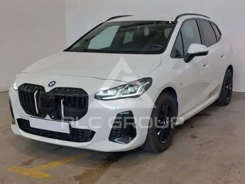 2024 BMW 218