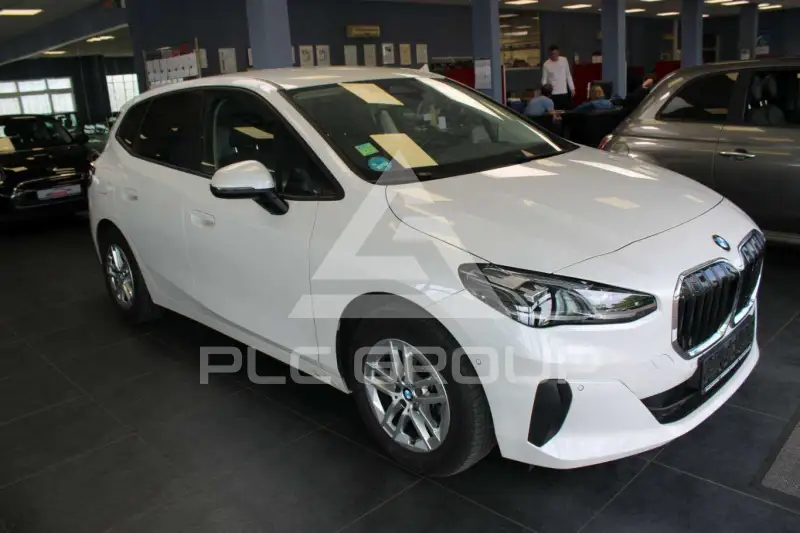 2024 BMW 218