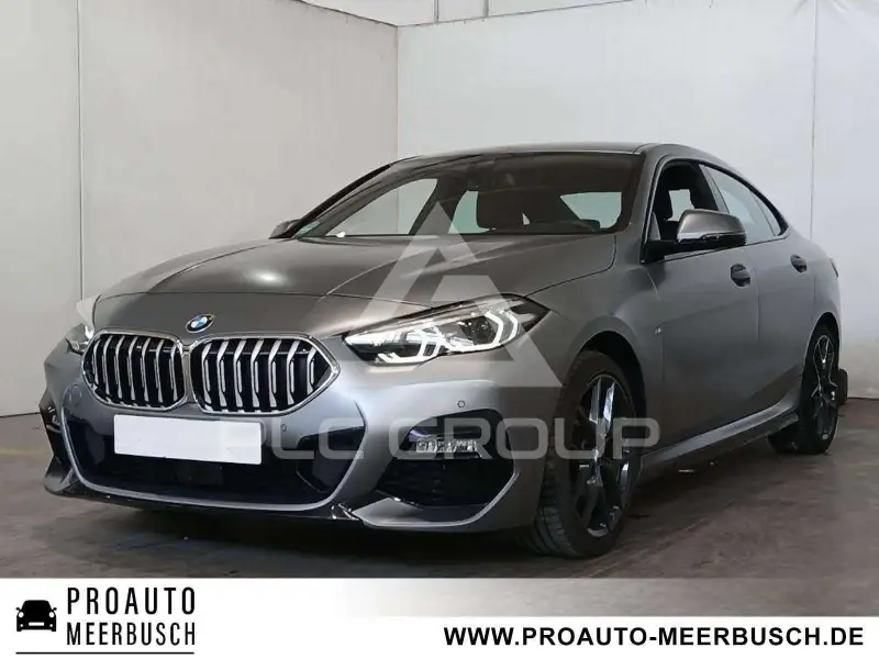 2024 BMW 218