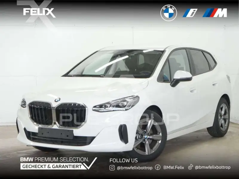 2024 BMW 218