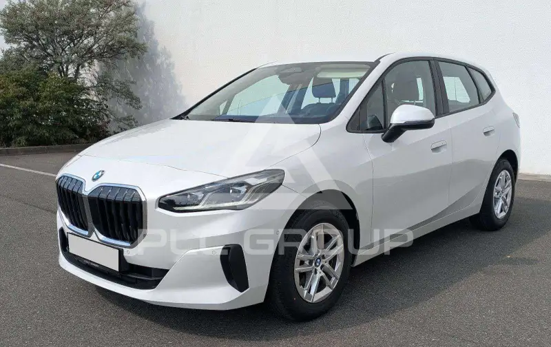 2024 BMW 218