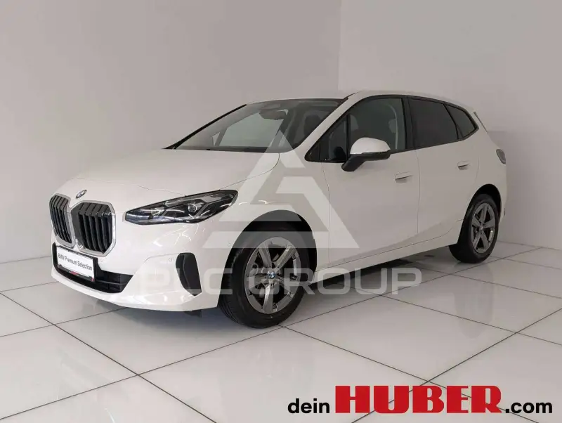 2024 BMW 218