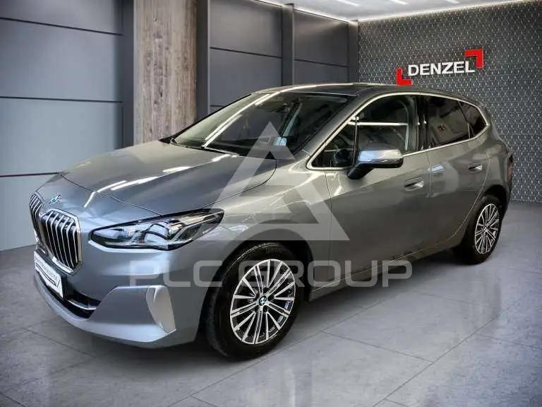 2024 BMW 218